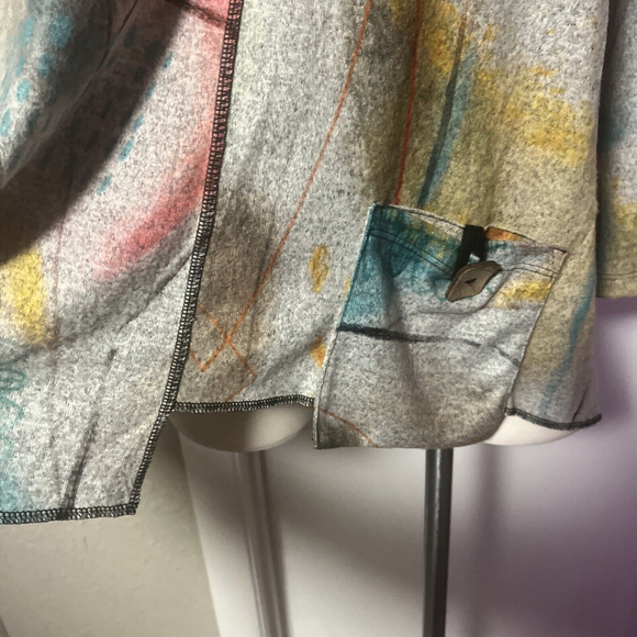 NWT Jess And Jane Women’s Blouse Grey Floral Print Heathered Fab… - Picture 12 of 16